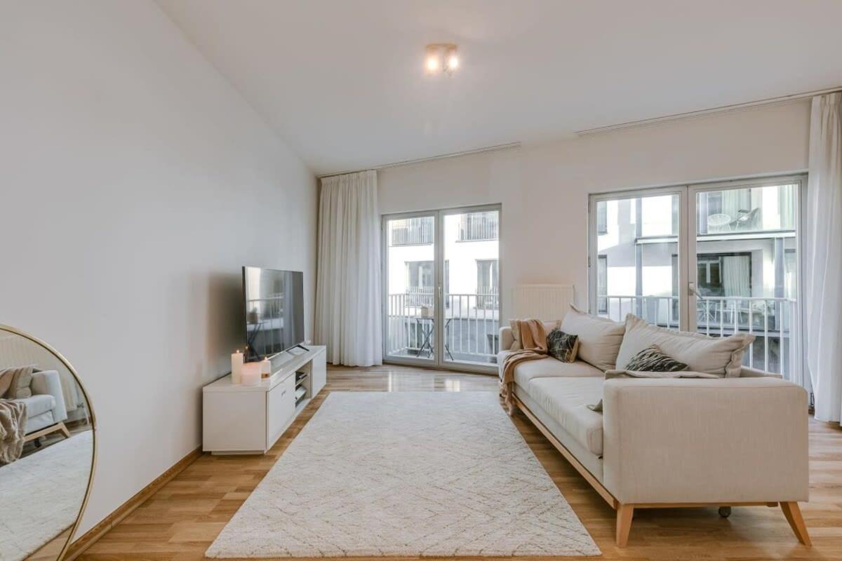 Stylish Apartment With Terrace And Balcony Antwerpen Eksteriør billede