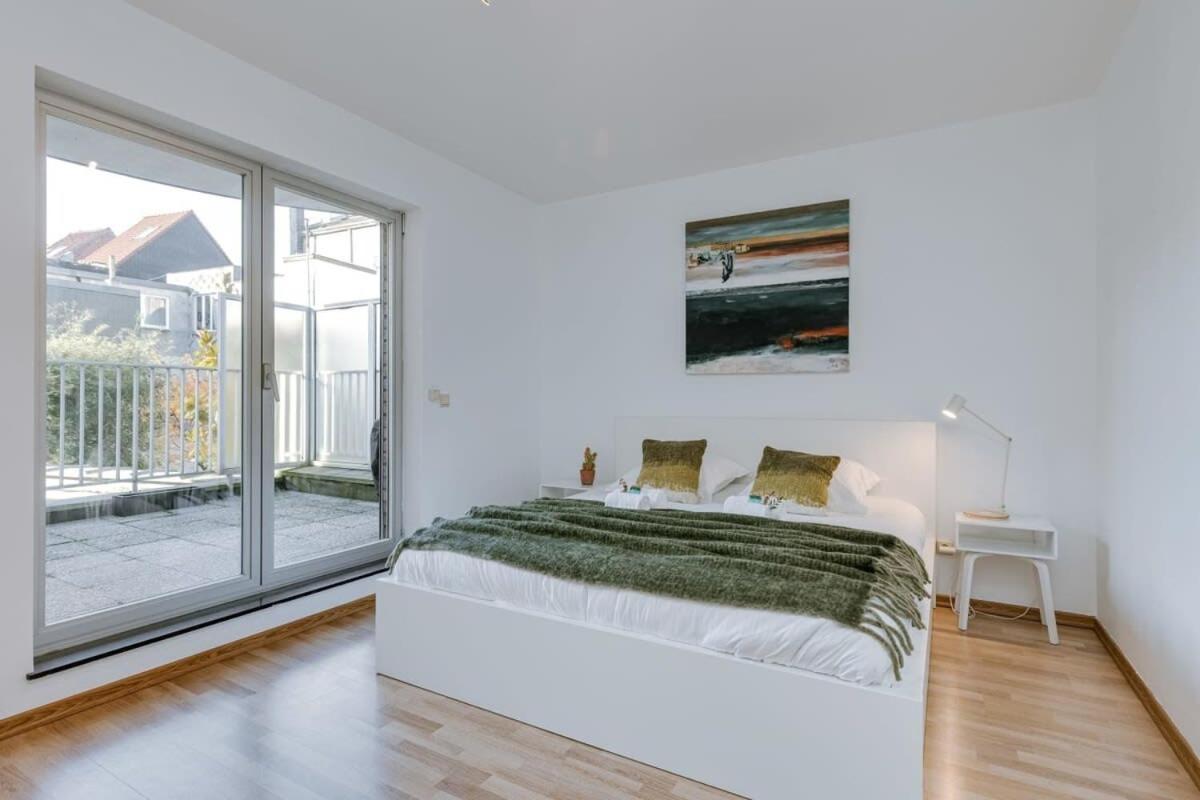 Stylish Apartment With Terrace And Balcony Antwerpen Eksteriør billede